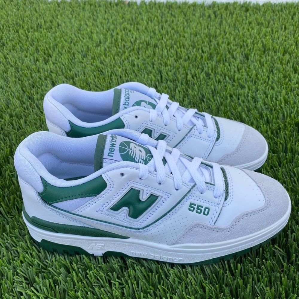 New Balance 550 (green and white)